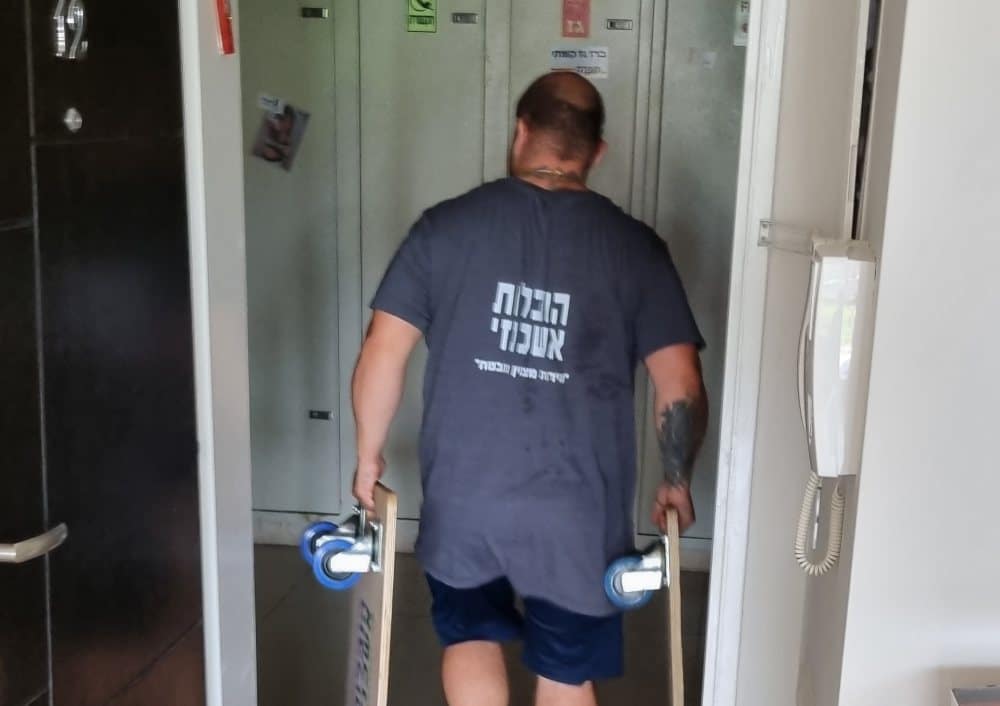 חברת הובלה במרכז, הובלות אשכנזי